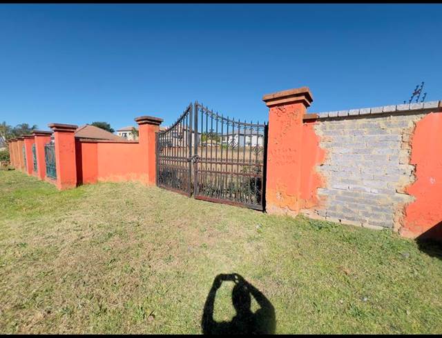 LAND FOR SALE IN RUIMSIG